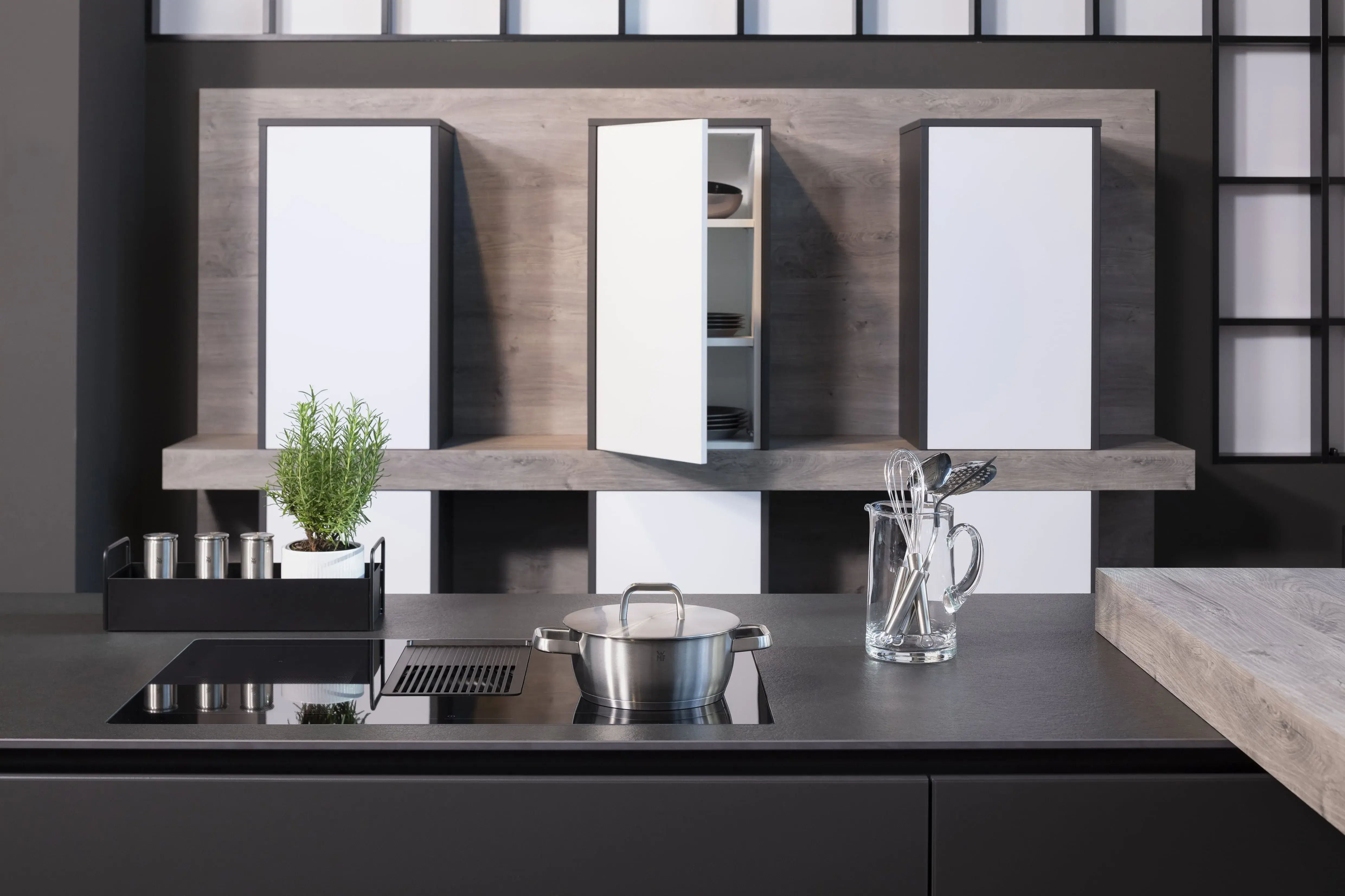 ARTEGO grifflose Küche Graphit mit weiß Keramik